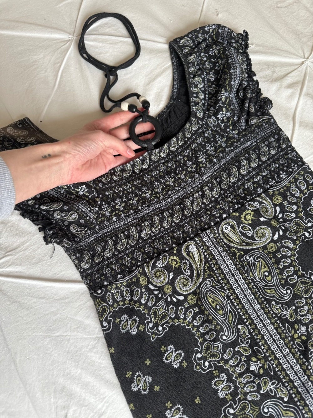 VINTAGE y2k INC black paisley bandana smocked halter top L